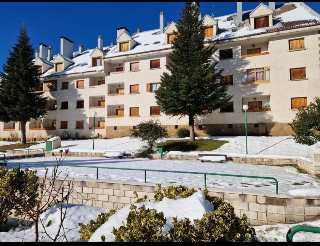 Rincon De Lierde Appartement Villanúa Buitenkant foto